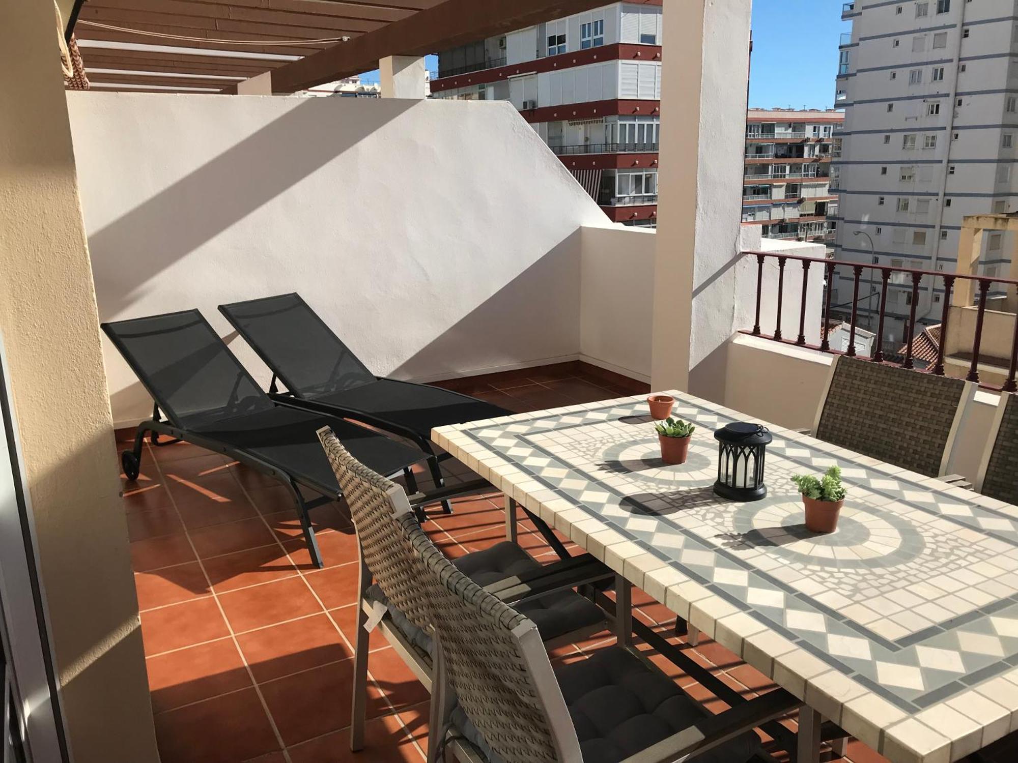 Atico Con Vistas Cerca Del Mar - Penthouse - Parking - Terraza Apartman Torre Del Mar Kültér fotó